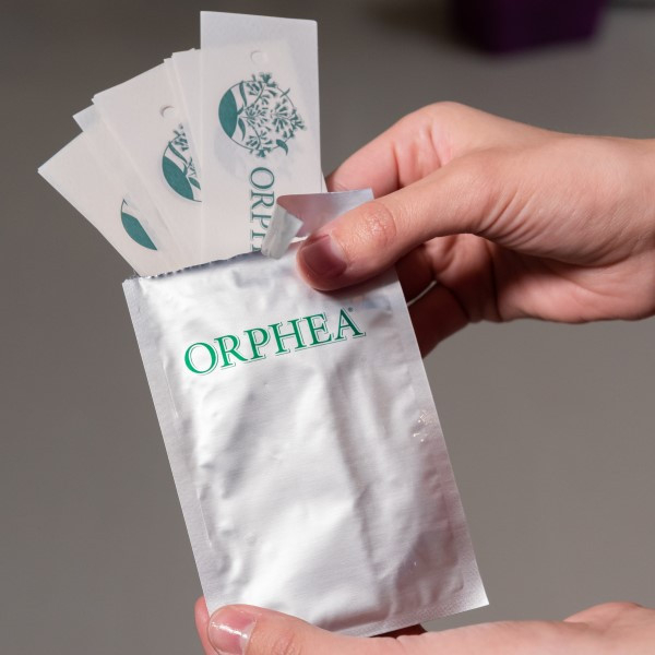 義大利ORPHEA歐菲雅 廣藿花香衣物環境保護片-全面取代樟腦丸(12片) 