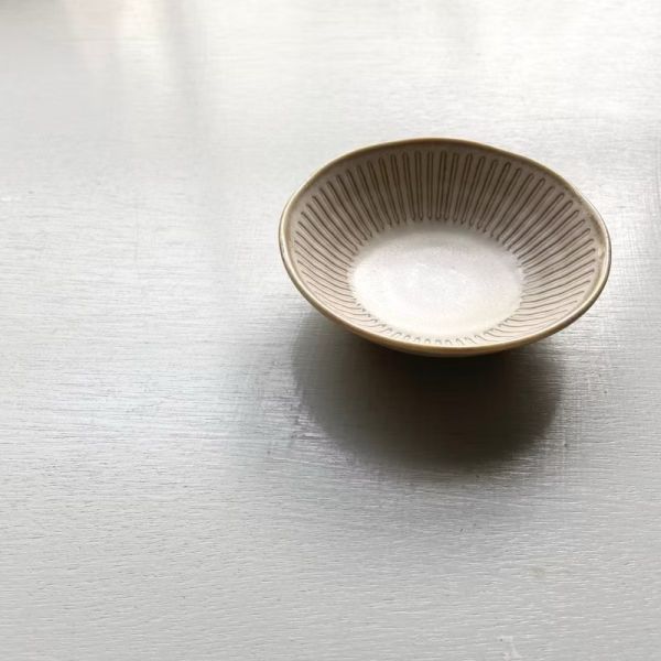日本製/ 奶油十草4吋小缽 