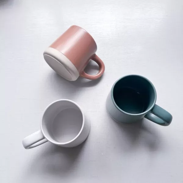 啞光山形馬克杯 