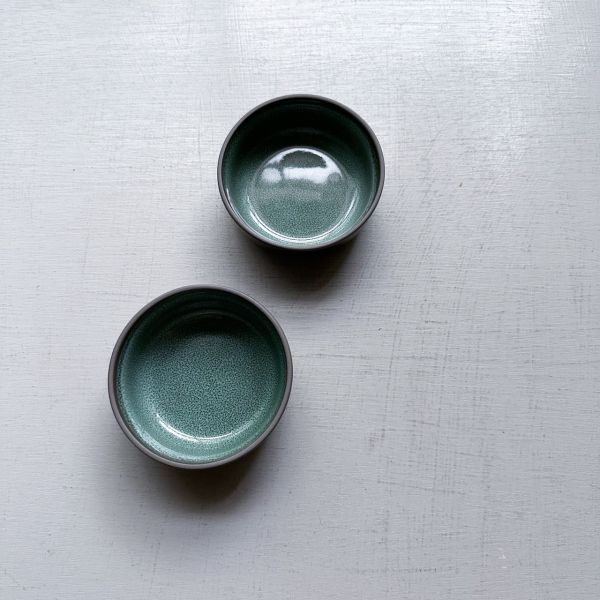 綠釉染小圓缽9cm 