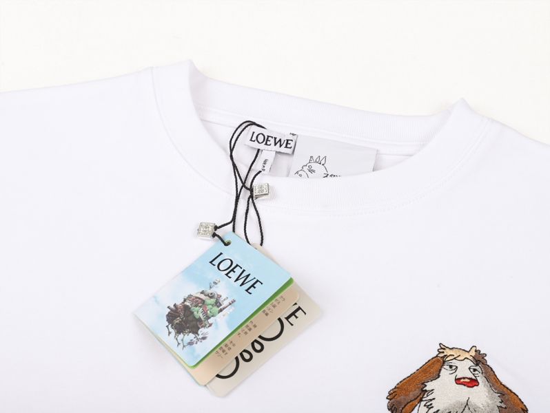 LOEWE 霍爾的移動城堡刺繡 因因 