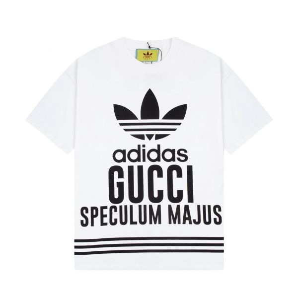 Adidas x Gucci 「adidas Theatrum Catoptricum Polydicticum Gucci」印花(白) 