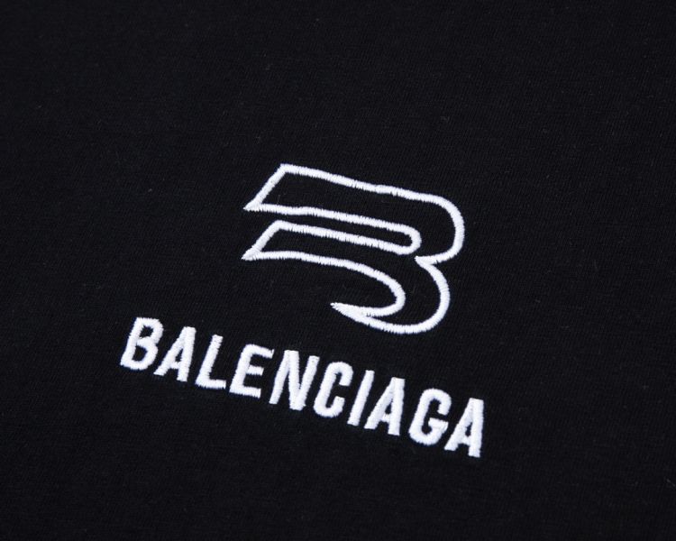 Balenciaga 黑白配拼色圓領 