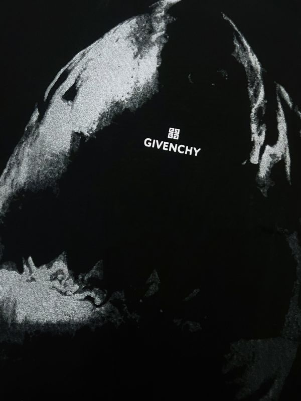 GIVENCHY 大鯊魚短袖 
