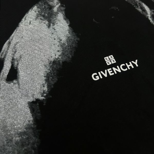 GIVENCHY 大鯊魚短袖 