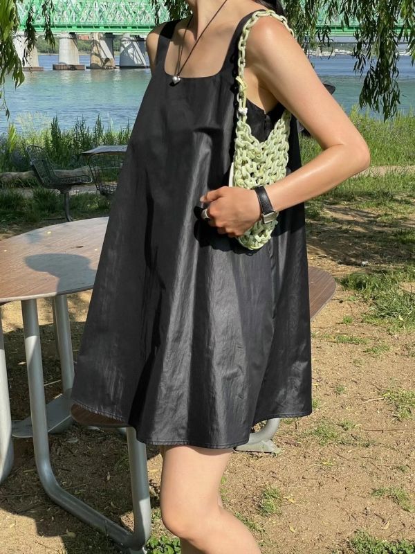 獨特波光方領短洋 長裙,短裙,洋裝,碎花洋裝,襯衫洋裝,背心洋裝,度假洋裝,雪紡洋裝,雪紡長裙,百褶裙,牛仔裙,吊帶裙,毛裙,包臀裙,合身裙,魚尾裙,休閒洋裝,亞麻裙,棉麻,紗裙,細肩帶洋,蛋糕裙,A字裙