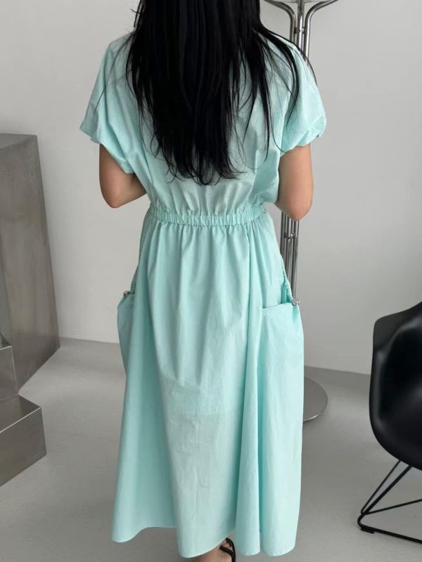 滿滿春意V領造型洋 