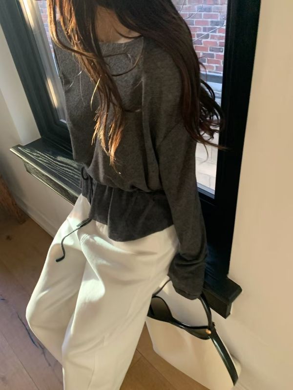 細綁帶小慵懶上衣 