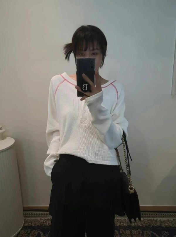 華夫格撞色上衣 