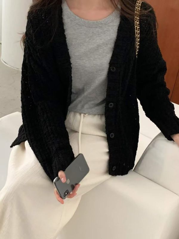 闆娘愛球球編織罩衫 