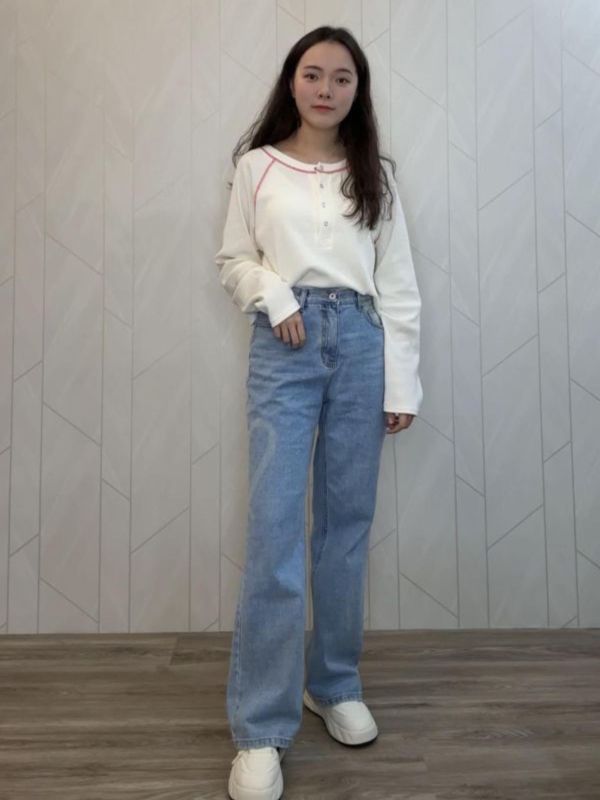 噴漆感愛心直筒牛仔褲 