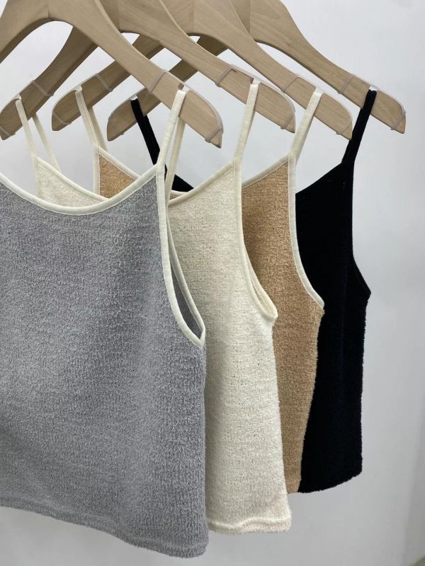 軟軟毛背心＆小外套 衣服,上衣,襯衫,針織衫,T恤,毛衣,背心,小可愛,內搭,洋裝,服飾,棉麻,細肩帶背心,短版上衣,貼身上衣,合身上衣,毛衣,親膚上衣,西裝外套,襯衫,牛仔外套,小香風外套,風衣外套,長版風衣外套,休閒外套,針織外套,防曬外套,鋪棉外套,小外套