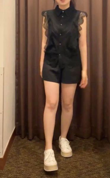 質感西裝短褲 牛仔褲,牛仔短褲,西裝褲,西褲,西裝短褲,休閒褲,休閒短褲,寬褲,內搭褲,長褲,工裝褲,男友褲,窄管褲,直筒褲,闊腿褲,喇叭褲,棉麻褲,涼感褲,西裝,正式穿搭,上班族穿搭,簡約風,約會穿搭