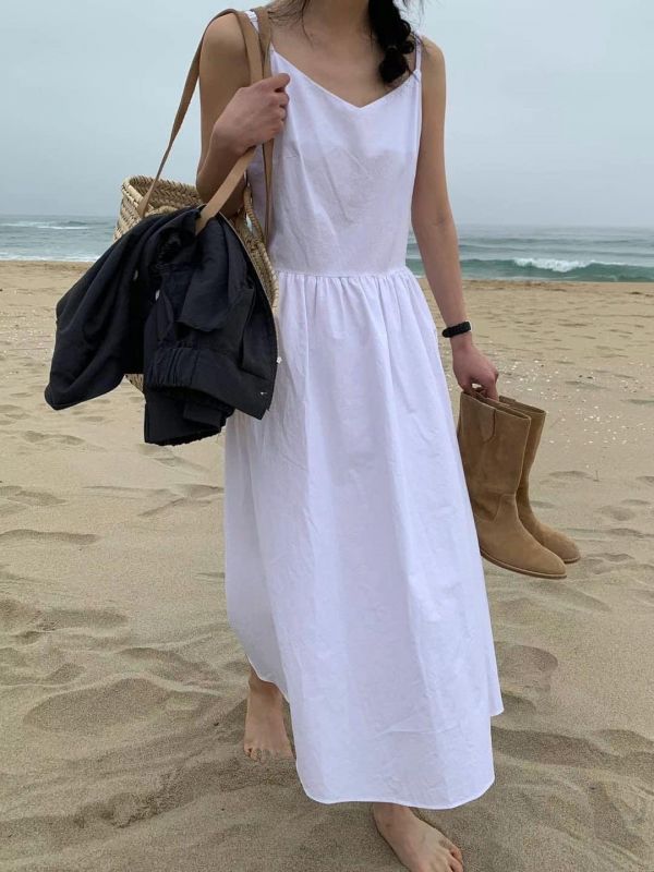 朝氣鄰家細帶洋 長裙,短裙,洋裝,碎花洋裝,襯衫洋裝,背心洋裝,度假洋裝,雪紡洋裝,雪紡長裙,百褶裙,牛仔裙,吊帶裙,毛裙,包臀裙,合身裙,魚尾裙,休閒洋裝