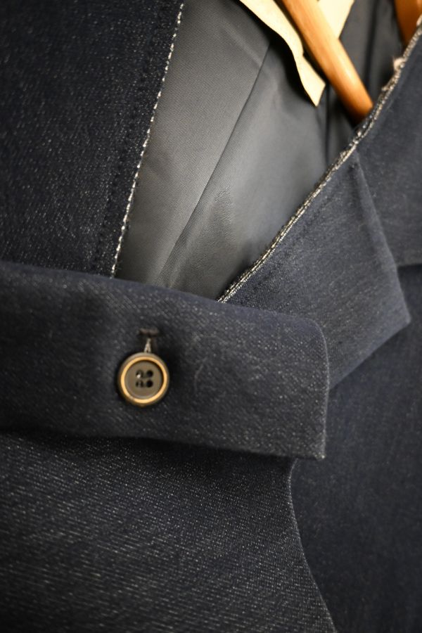 設計師高級西外 西裝外套,襯衫,牛仔外套,小香風外套,風衣外套,長版風衣外套,羊毛大衣,羽絨外套,連帽外套,休閒外套,棉麻西外,針織外套,防曬外套,披肩,披風,罩衫,鋪棉外套,小外套,羽絨背心