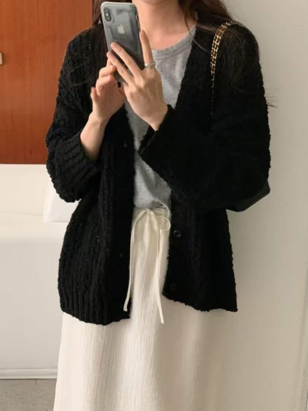 闆娘愛球球編織罩衫 
