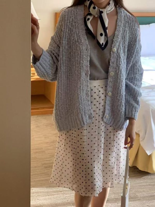 闆娘愛球球編織罩衫 