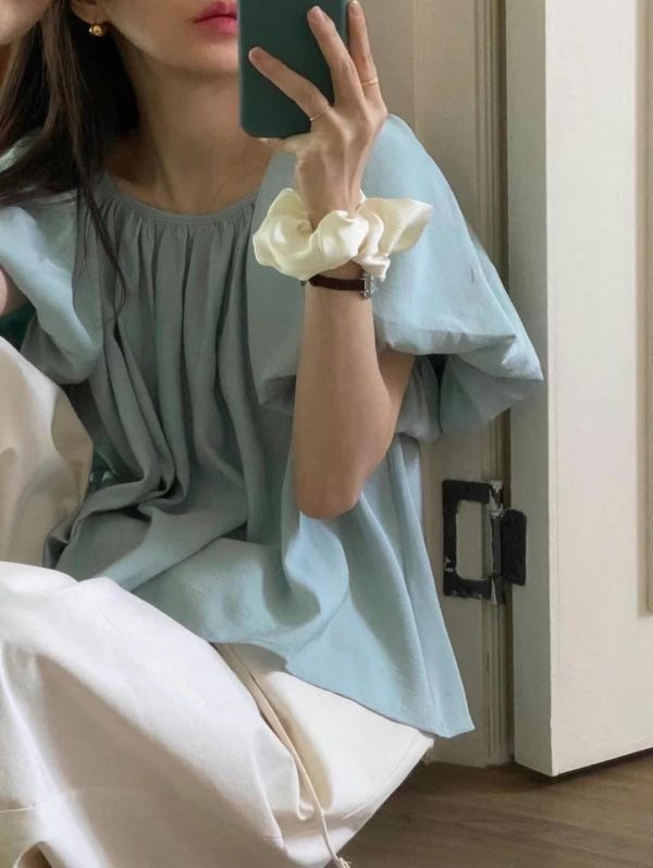 小浪漫澎袖上衣 衣服,上衣,襯衫,針織衫,T恤,毛衣,背心,小可愛,內搭,洋裝,服飾,polo衫,羊毛上衣,大學T,帽T,雪紡,棉麻,細肩帶背心,短版上衣,貼身上衣,合身上衣,親膚上衣,紗上衣,長版上衣,牛仔襯衫,天絲