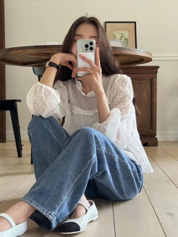 透紗點點層次上衣 