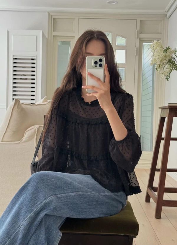 透紗點點層次上衣 