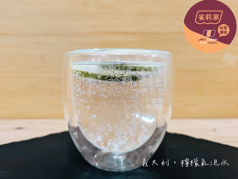 義大利Lissa麗莎/氣泡礦泉水/玻璃瓶級/750ml*組(6瓶) 義大利,Lissa,玻璃瓶,礦泉水,氣泡水