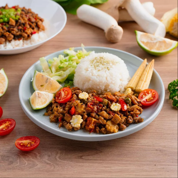 【冷凍】蘭田蔬食/泰式檸香打拋肉(植物五辛素)/200g 蘭田,打拋肉