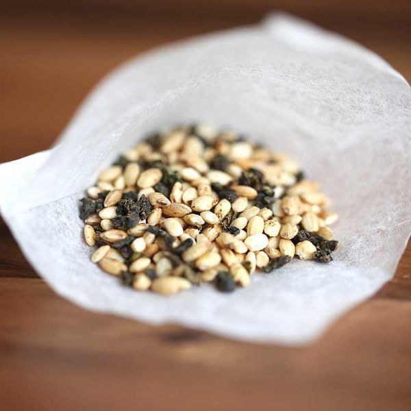 上下游/手工焙炒玄米烏龍茶袋裝/7g*12入 上下游,四季春,烏龍茶,玄米,玄米烏龍茶,手工焙炒