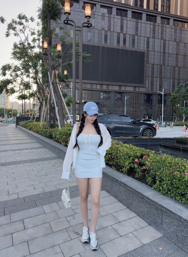 多巴胺假日·綁帶條紋短洋 