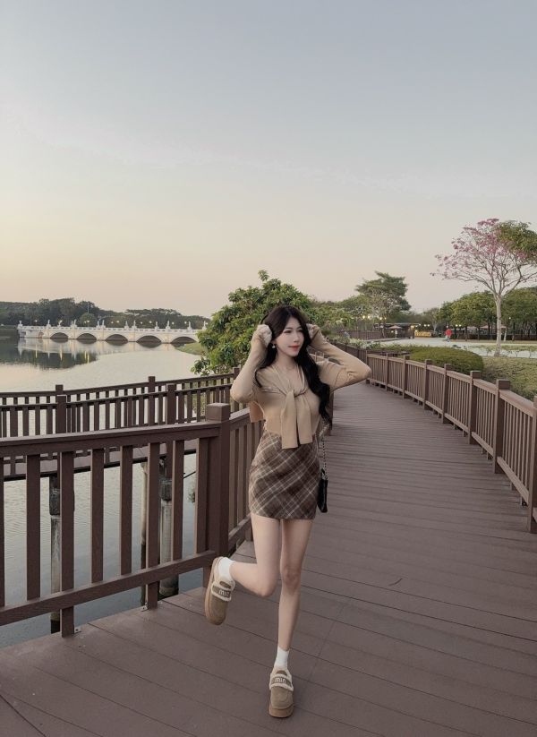 韓國女高·格紋A字裙 