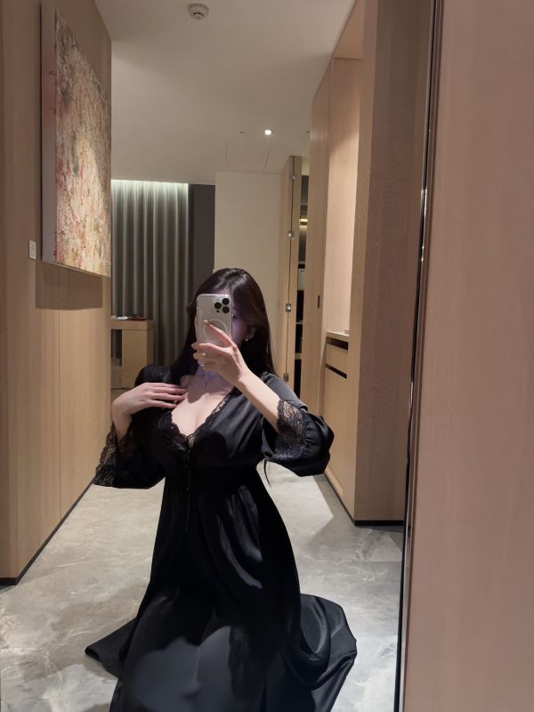 財閥大女主·長版睡袍套裝 