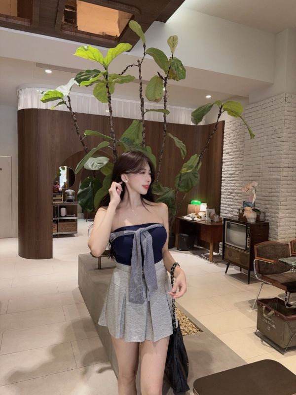 清潭洞歐膩·胸前扭結背心 