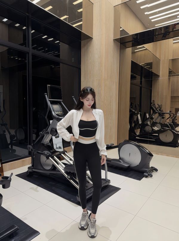 Cleanfit·抗UV零著感紙片外套 