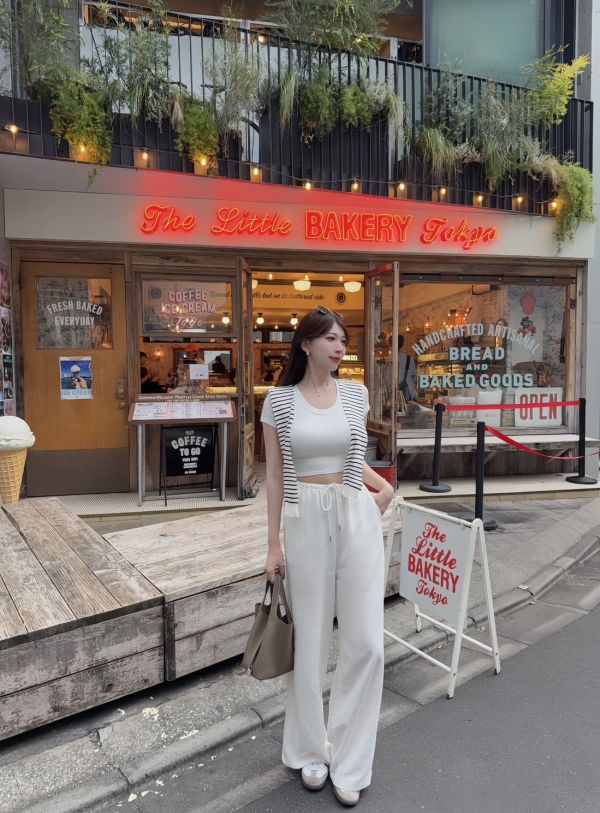 慵懶系美女·棉麻寬褲 
