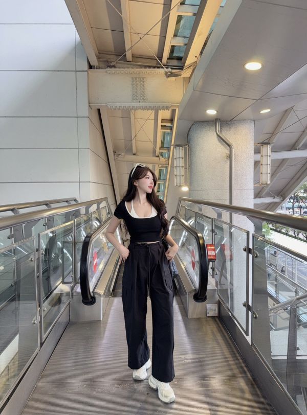 機場ootd ·撞色軍裝兩件套 