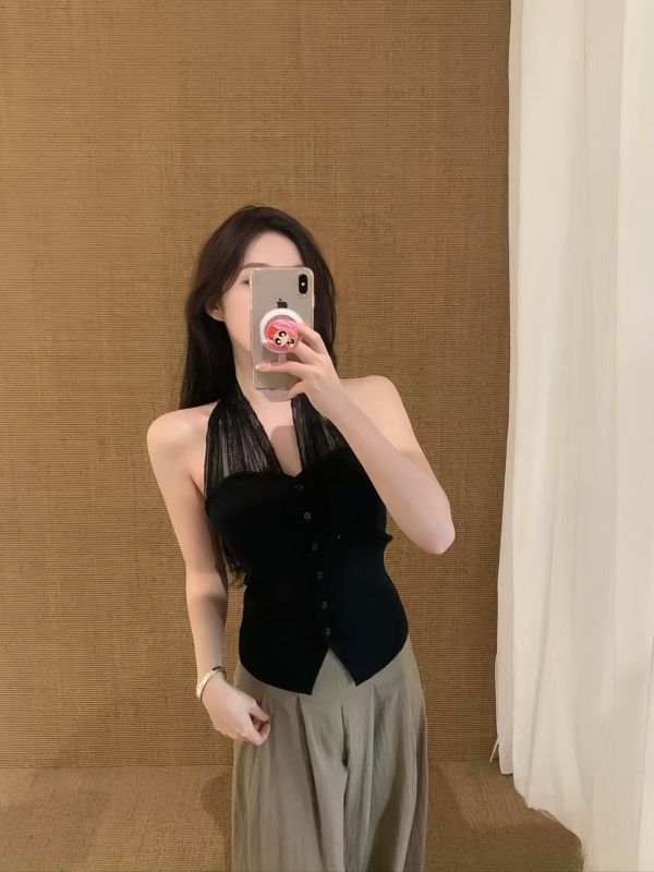 純欲系少女·蕾絲繞脖背心 