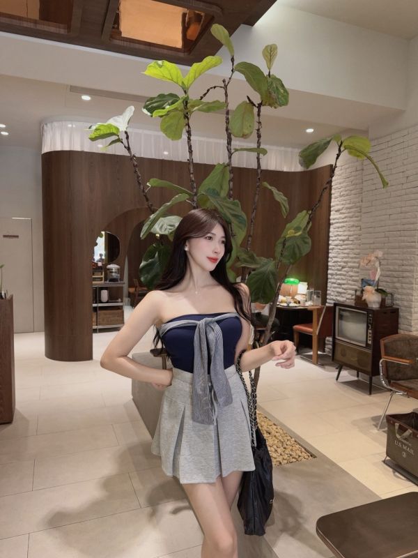 清潭洞歐膩·胸前扭結背心 