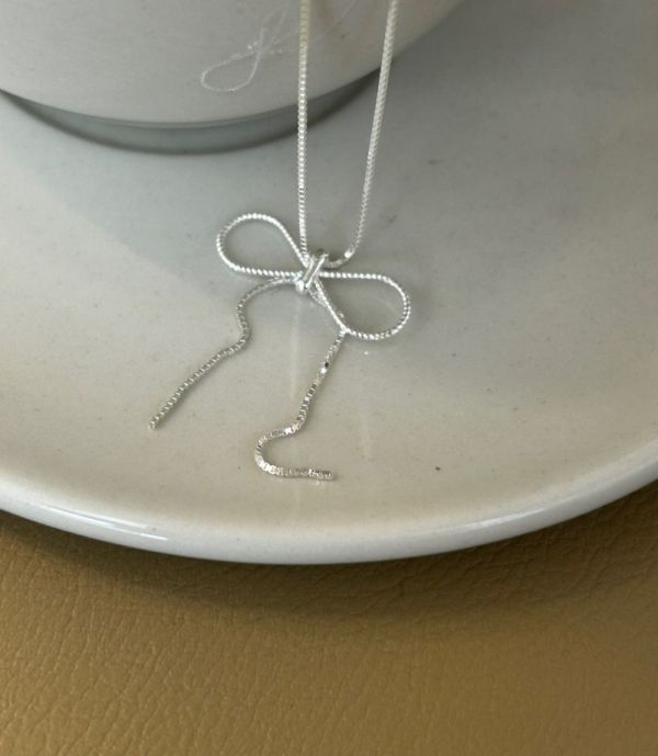 925純銀 細細蝴蝶結項鍊 925純銀 
925純銀 細細蝴蝶結項鍊
韓國耳環
耳環
髮飾
手鍊
戒指
純銀飾品
珍珠耳環
三麗鷗代購
飾品店