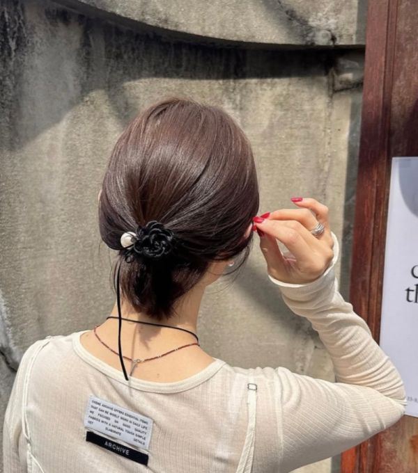 美美紗玫瑰長蝴蝶結髮圈 美美紗玫瑰長蝴蝶結髮圈
韓國飾品
飾品
髮圈
耳環
戒指
髮夾
飾品店
韓國耳環
三麗鷗代購