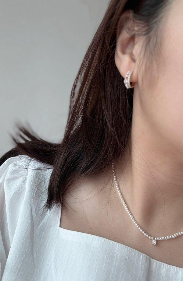 超級好搭單鑽珍珠項鍊 超級好搭單鑽珍珠項鍊
韓國飾品
韓國耳環
耳環
髮飾
手鍊
戒指
純銀飾品
珍珠耳環
三麗鷗代購
飾品店