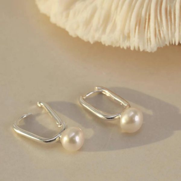 925silver 淡水珍珠方圈耳環 韓國飾品
韓國耳環
耳環
髮飾
手鍊
戒指
純銀飾品
珍珠耳環
三麗鷗代購
飾品店

925silver 淡水珍珠方圈耳環