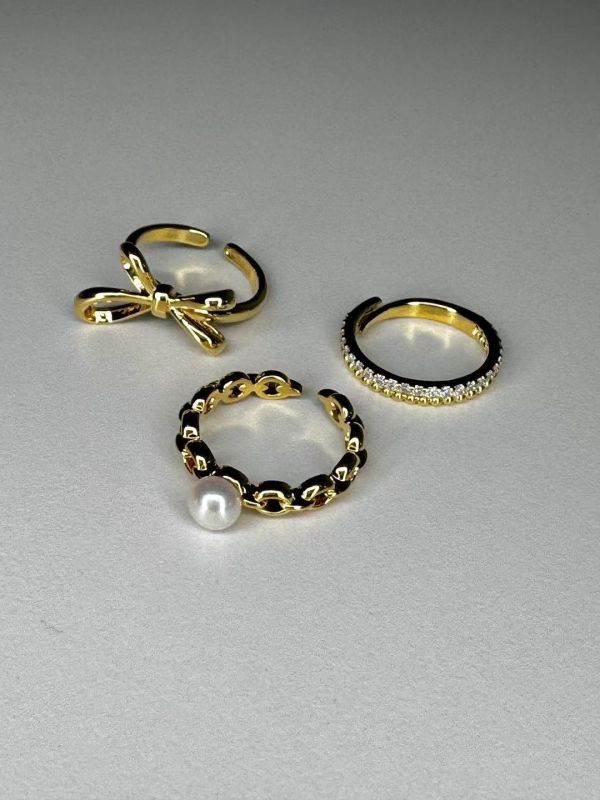 24k鍍銅戒指可堆疊三款 24k鍍銅戒指可堆疊三款
韓國飾品
韓國耳環
耳環
髮飾
手鍊
戒指
純銀飾品
珍珠耳環
三麗鷗代購
飾品店