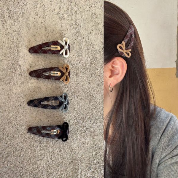 蝴蝶結植絨拼接格紋三角簍空髮夾4色 蝴蝶結植絨拼接格紋三角簍空髮夾4色
韓國飾品
韓國耳環
耳環
髮飾
手鍊
戒指
純銀飾品
珍珠耳環
三麗鷗代購
飾品店