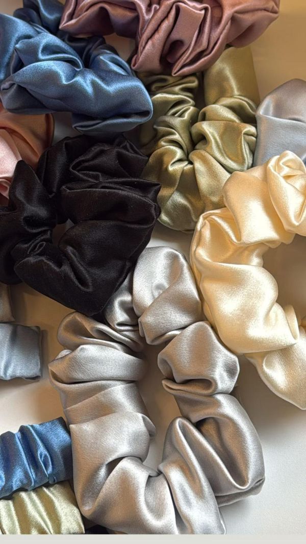 100%絲皺摺ＢＢ髮夾8色 清新格子三角簍空ＢＢ髮夾2色
韓國耳環
耳環
髮飾
手鍊
戒指
純銀飾品
珍珠耳環
三麗鷗代購
飾品店