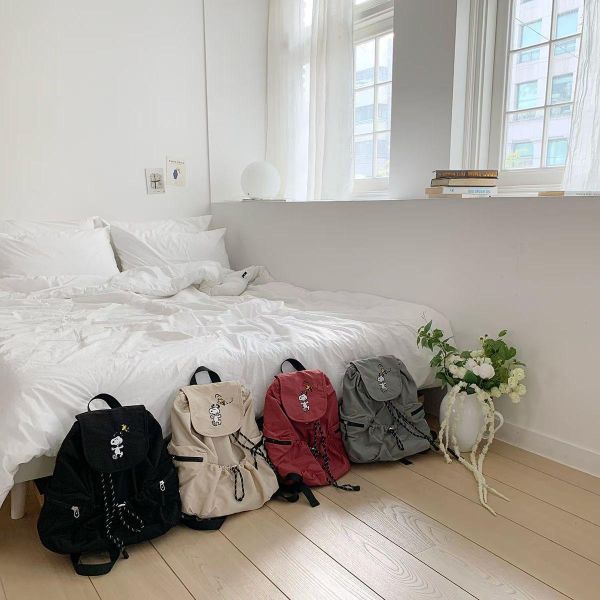 Le-junev新款PEANUTS 史努比尼龍後背包4色 Le-junev新款PEANUTS 史努比尼龍後背包4色
韓國飾品
韓國耳環
耳環
髮飾
大腸圈
腸圈
手鍊
戒指
純銀飾品
珍珠耳環
三麗鷗代購
飾品店