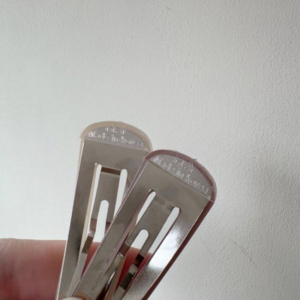 質感點點彩鑽ＢＢ夾 韓國飾品
韓國耳環
耳環
髮飾
手鍊
戒指
純銀飾品
珍珠
三麗鷗代購
飾品店
