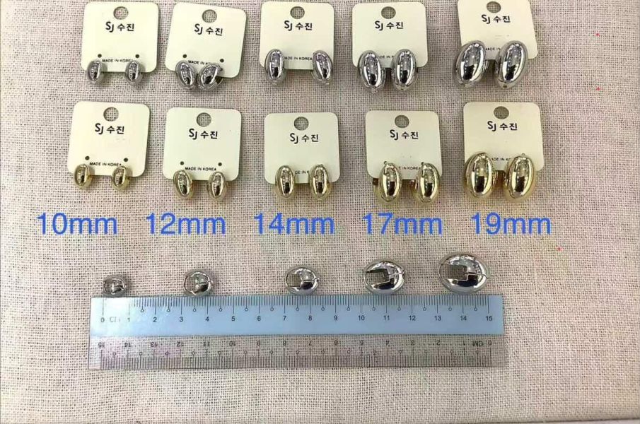 日系個性金屬蛋型耳扣19mm 日系個性金屬蛋型耳扣19mm
耳環
髮飾
手鍊
戒指
純銀飾品
珍珠耳環
三麗鷗代購
飾品店