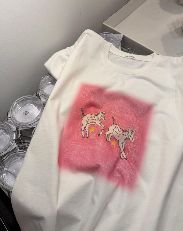 春天暈染馬年印花T恤3色 春天暈染馬年印花T恤
韓國飾品
韓國耳環
耳環
髮飾
大腸圈
腸圈
手鍊
戒指
純銀飾品
珍珠耳環
三麗鷗代購
飾品店