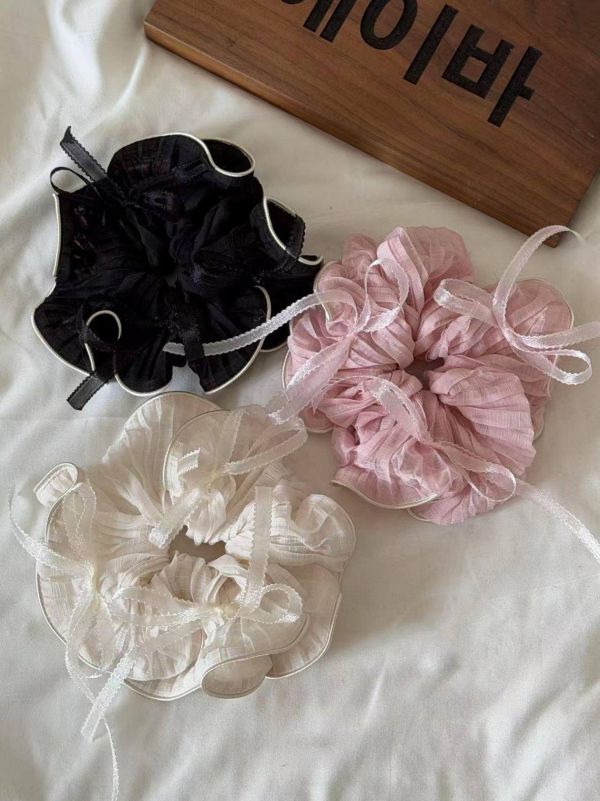 花形滾邊蝴蝶結紗大腸圈 小花蕾絲滾邊拼接紗髮圈
花形滾邊蝴蝶結紗大腸圈
韓國飾品
韓國耳環
耳環
髮飾
手鍊
戒指
純銀飾品
珍珠耳環
三麗鷗代購
飾品店