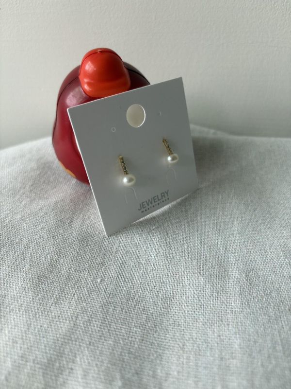 鋯石淡水珍珠耳環 鋯石淡水珍珠耳環
蝴蝶結耳環
韓國飾品
韓國耳環
耳環
髮飾
大腸圈
腸圈
手鍊
戒指
純銀飾品
珍珠耳環
三麗鷗代購
飾品店