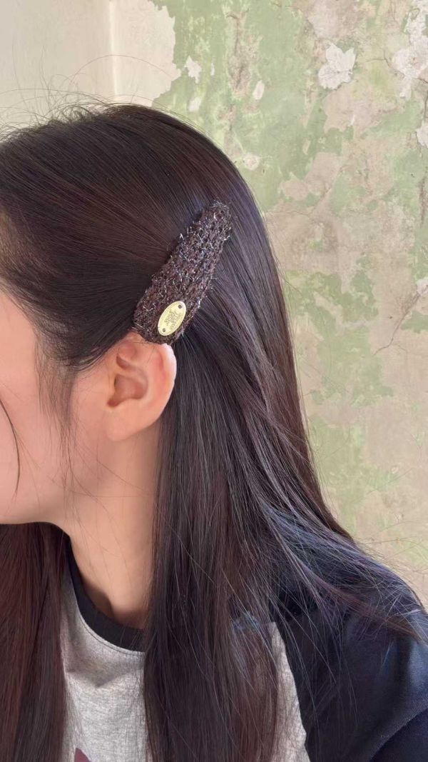 雙色毛尼金牌裝飾ＢＢ夾組3色 超大愛心毛毛豹紋髮圈
韓國飾品
韓國耳環
耳環
髮飾
手鍊
戒指
純銀飾品
珍珠耳環
三麗鷗代購
飾品店